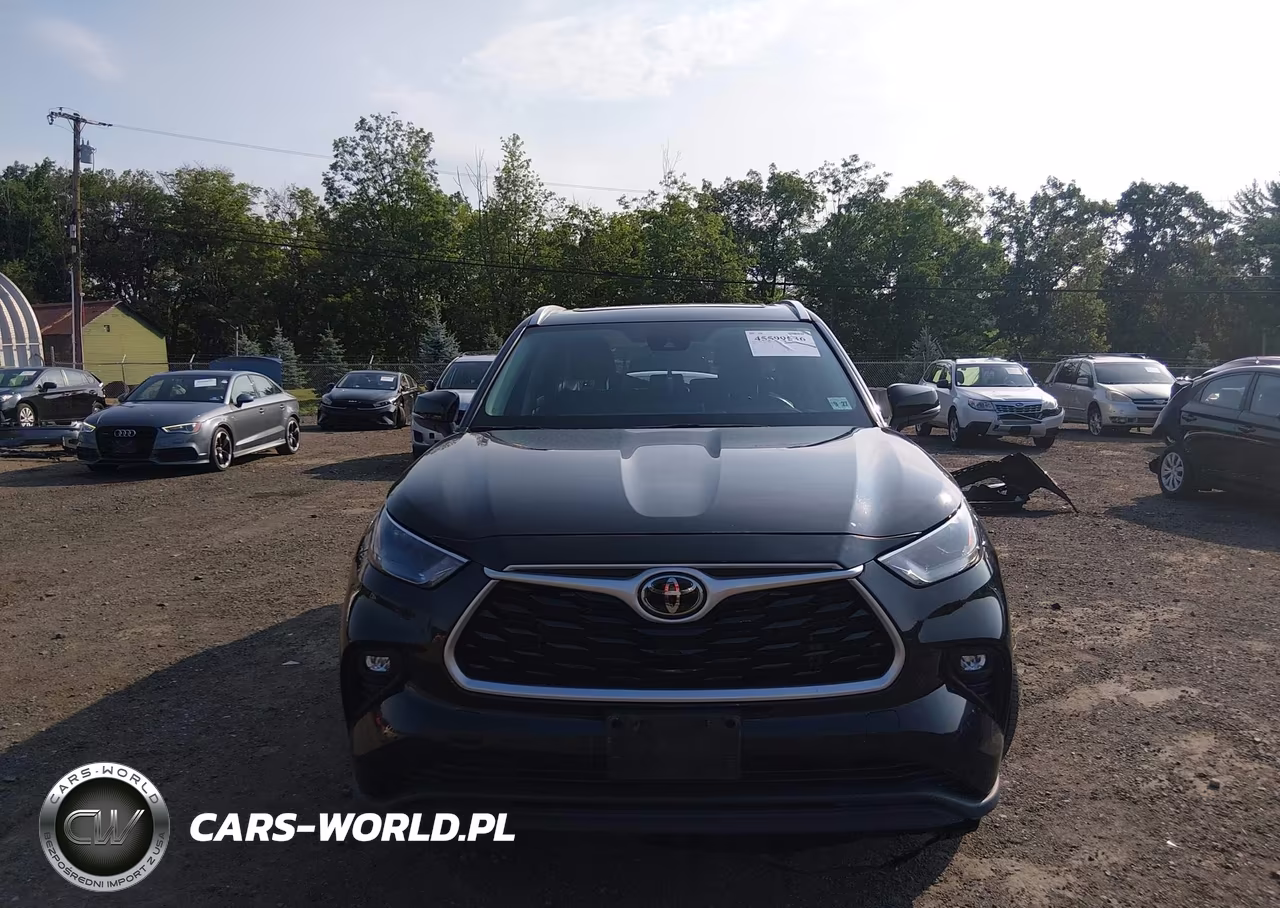 2022 Toyota Highlander Xle VIN:5TDGZRBH0NS241864 - 13