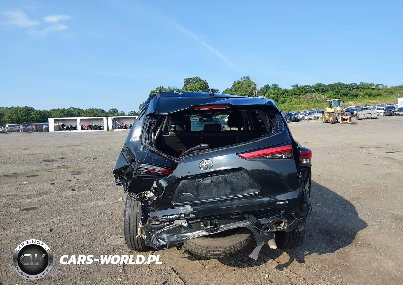 2022 Toyota Highlander Xle VIN:5TDGZRBH0NS241864 - 17