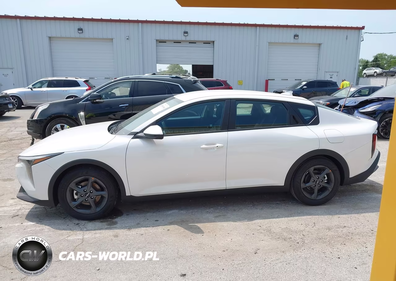 2026 Kia K4 Lxs VIN:3KPFT4DE2TE305994 - 14