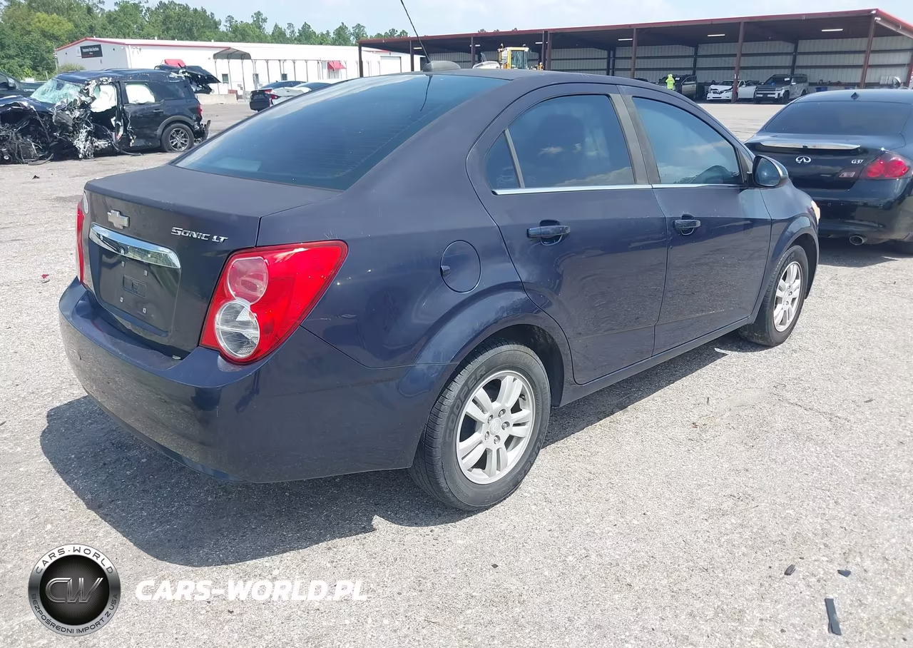 2015 Chevrolet Sonic Lt Auto VIN:1G1JC5SH8F4152789 - 4