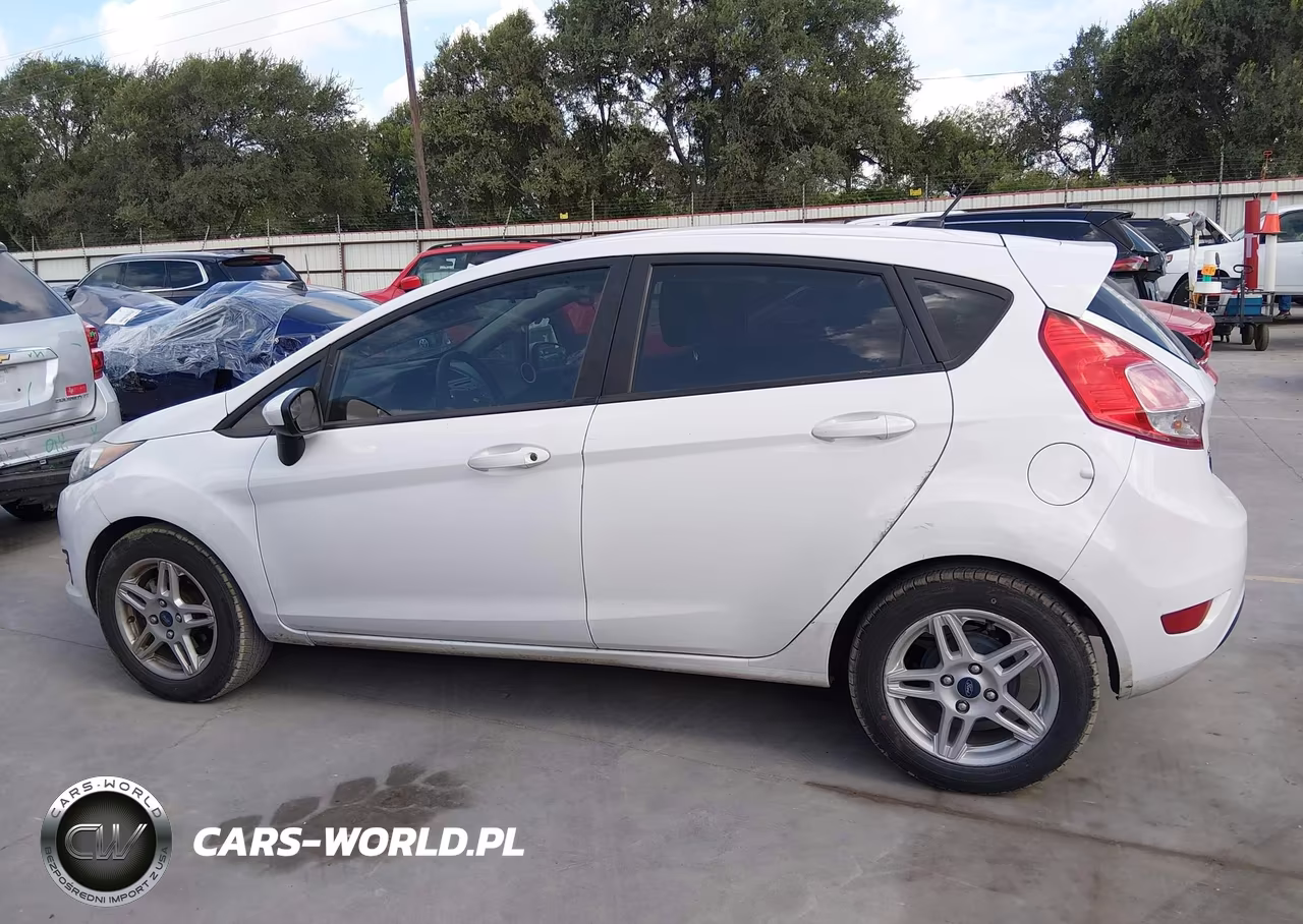 2018 Ford Fiesta Se VIN:3FADP4EJ3JM130266 - 14