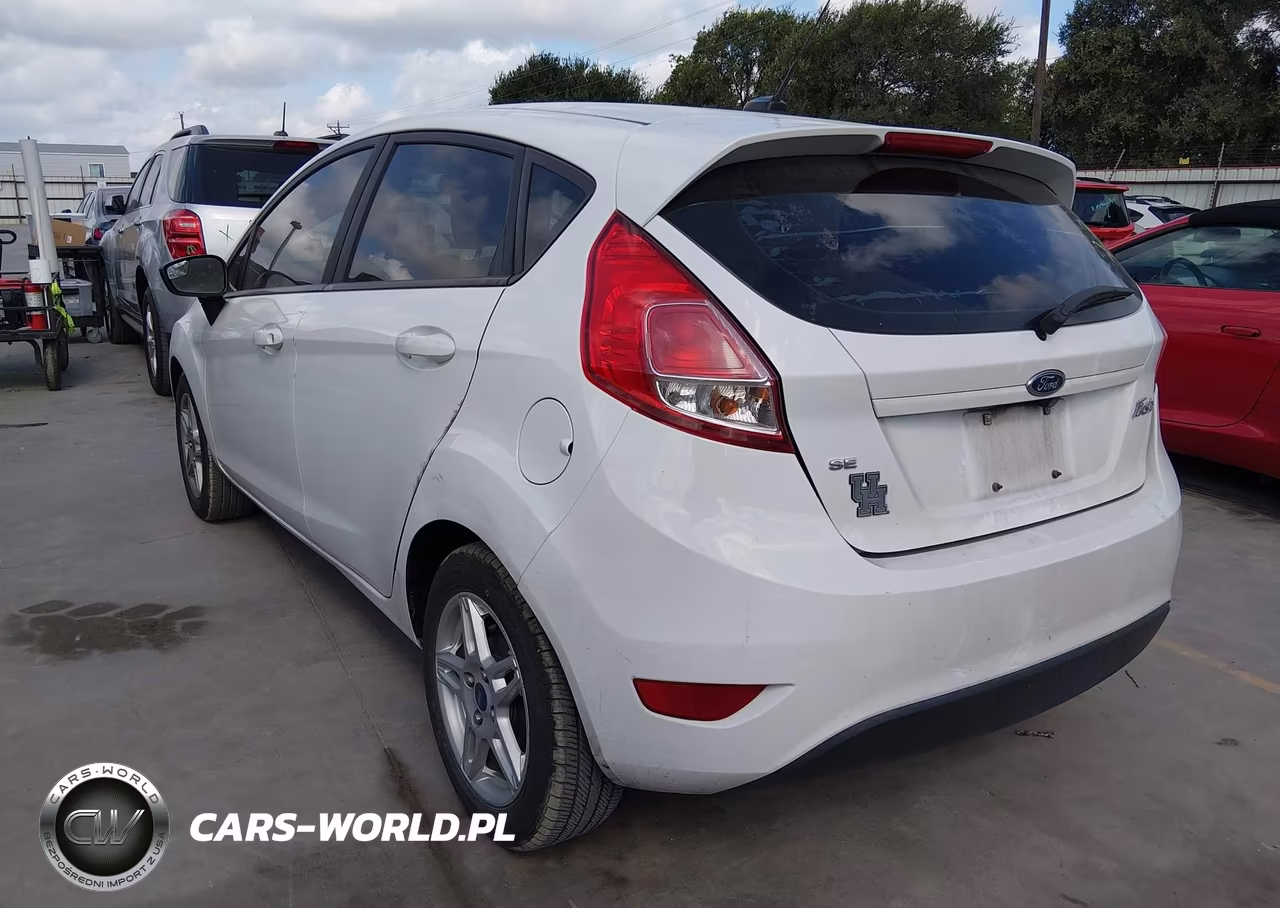 2018 Ford Fiesta Se VIN:3FADP4EJ3JM130266 - 3