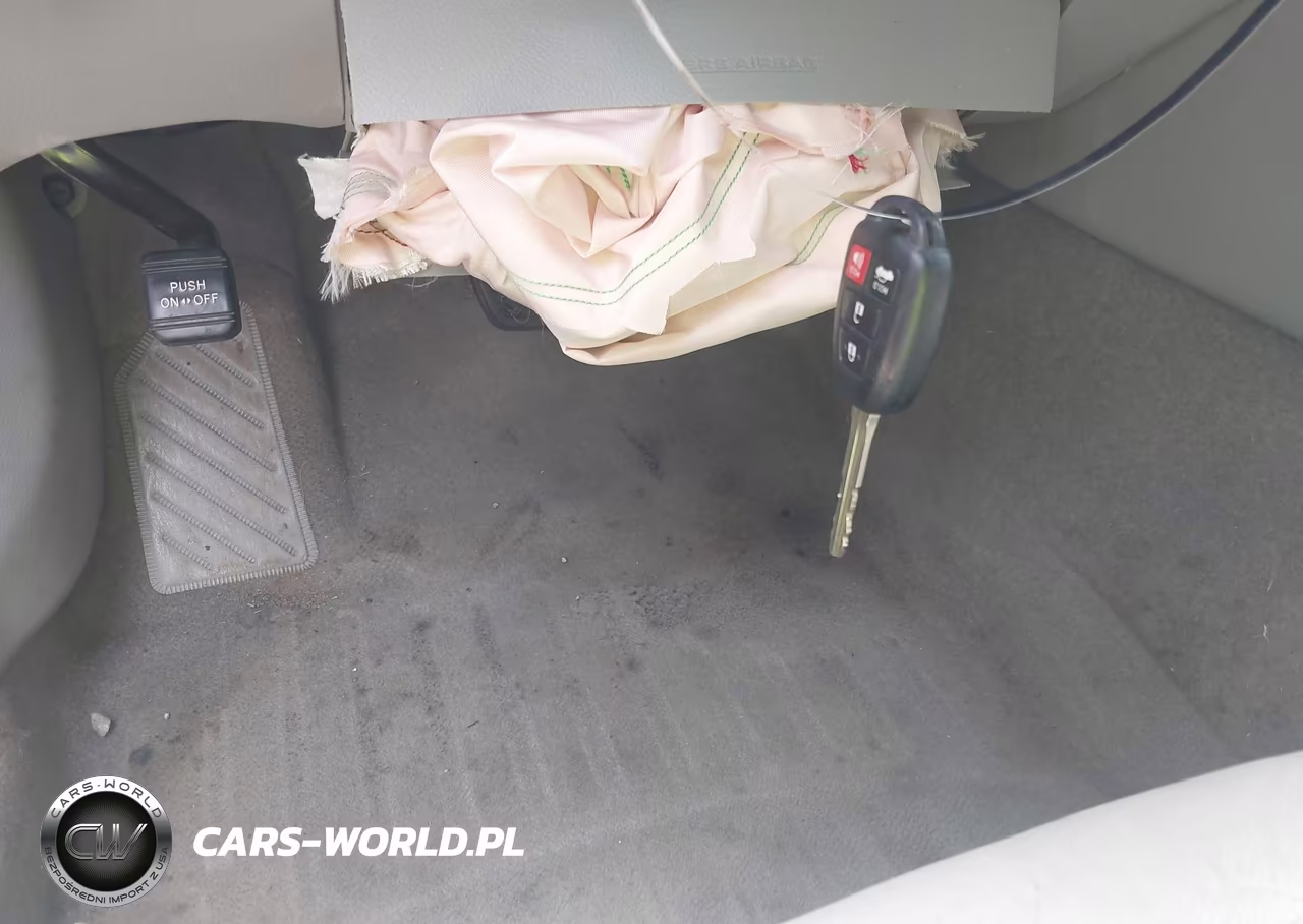 2016 Toyota Camry Xle VIN:4T1BF1FK9GU581003 - 11