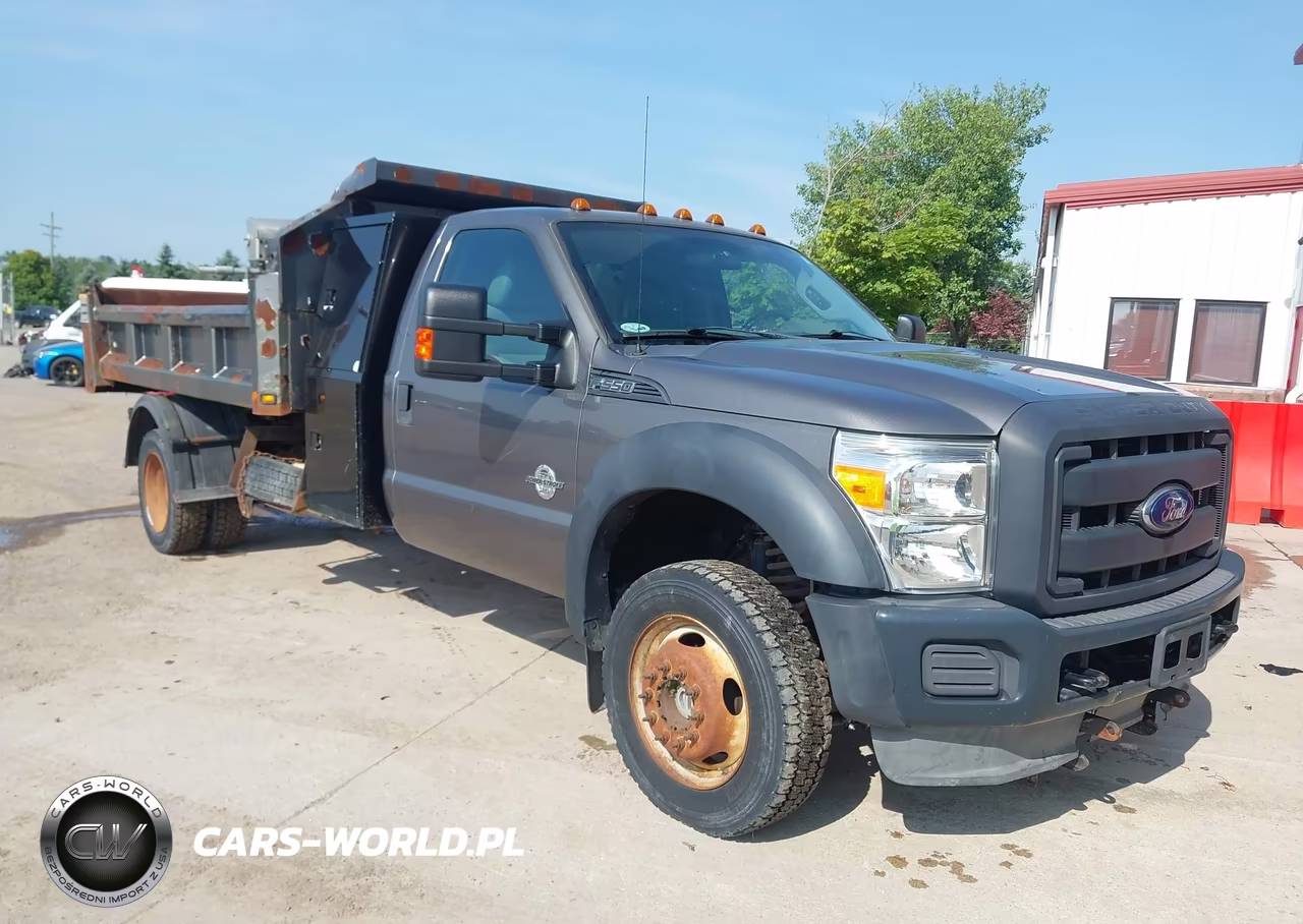 2014 Ford F-550 Chassis Xl