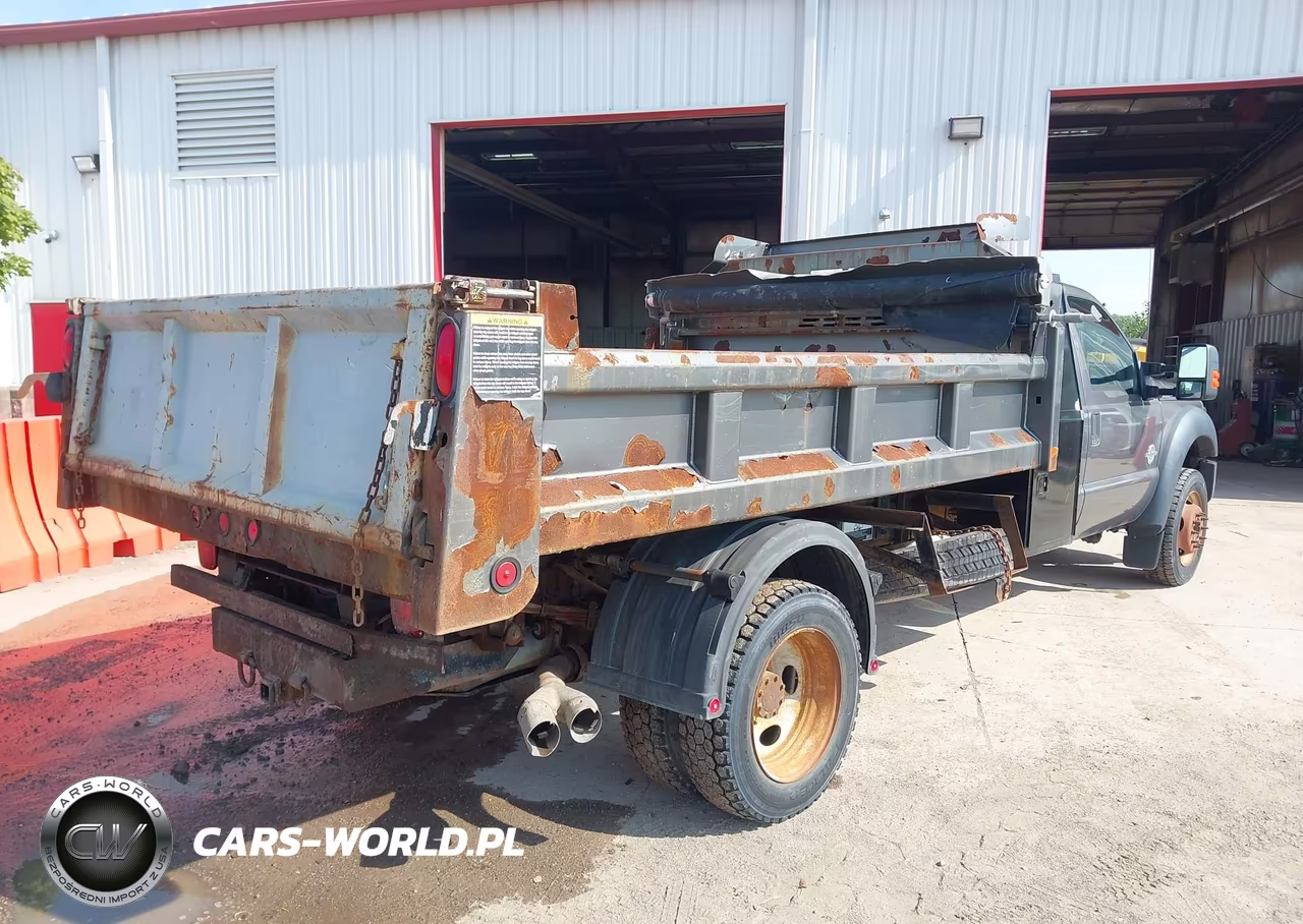 2014 Ford F-550 Chassis Xl VIN:1FDUF5HT8EEA74803 - 4