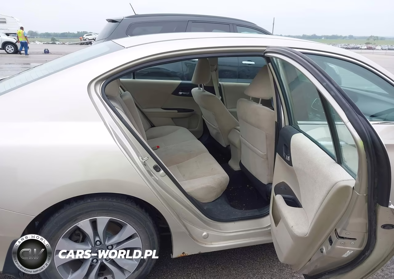 2013 HONDA ACCORD LX VIN:1HGCR2F31DA246105 - 8