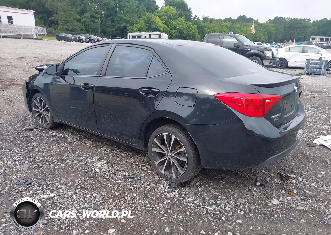 2019 Toyota Corolla Se VIN:5YFBURHE2KP876983 - 3