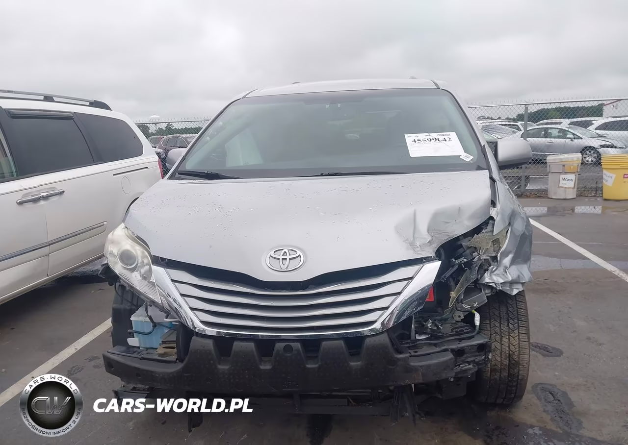 2017 Toyota Sienna Le 8 Passenger VIN:5TDKZ3DC3HS860763 - 13