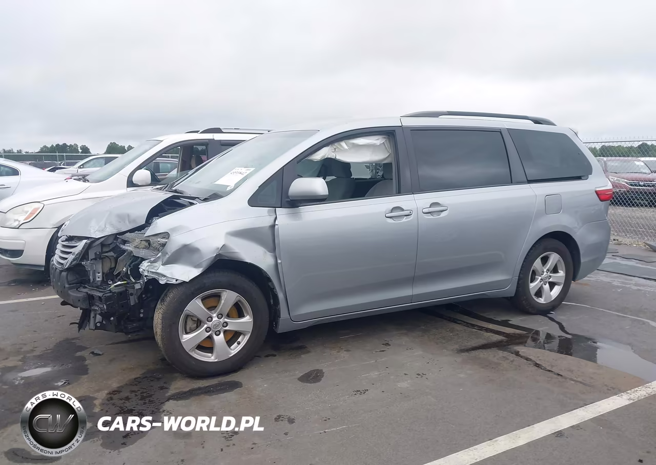 2017 Toyota Sienna Le 8 Passenger VIN:5TDKZ3DC3HS860763 - 15