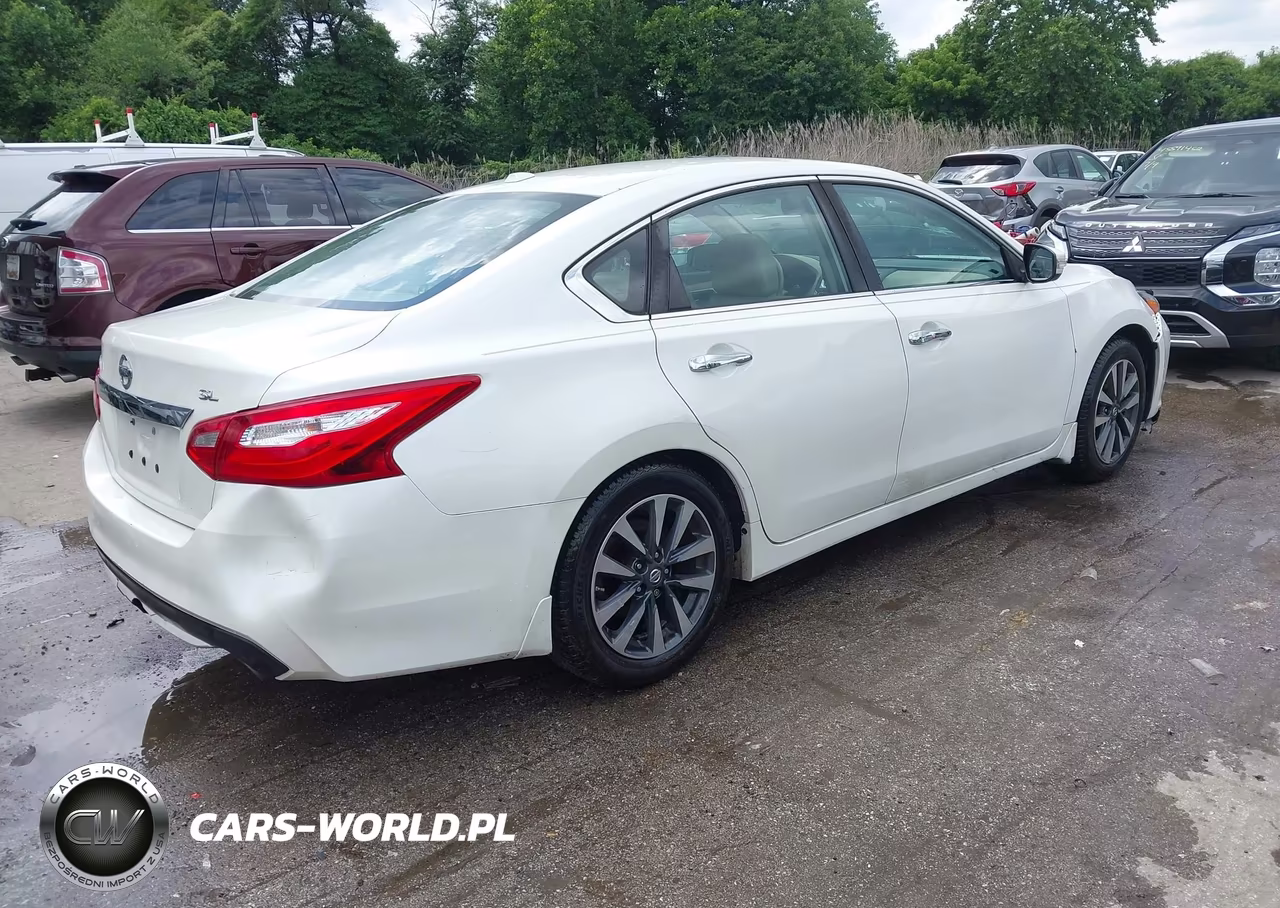 2017 Nissan Altima 2.5 Sl VIN:1N4AL3AP7HC294277 - 4