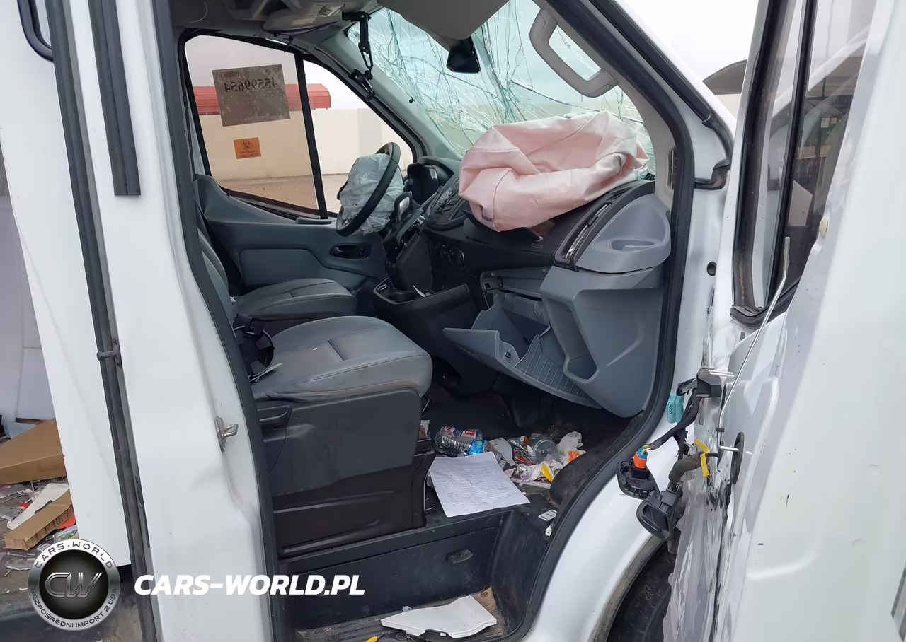 2018 Ford Transit-150 VIN:1FTYE2CM8JKA19545 - 5