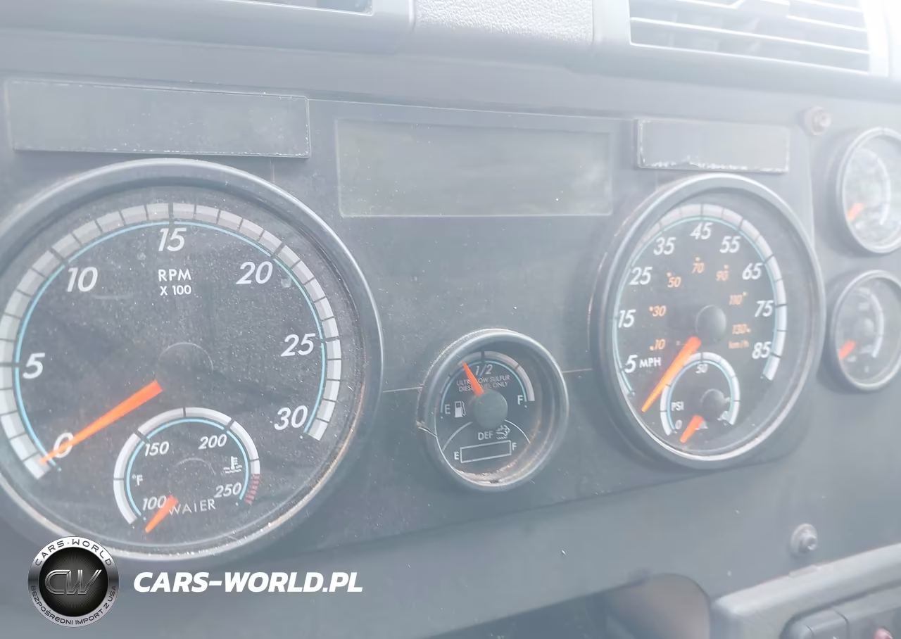 2015 Freightliner Cascadia 125 VIN:1FUJGLDV9FLGE9642 - 5