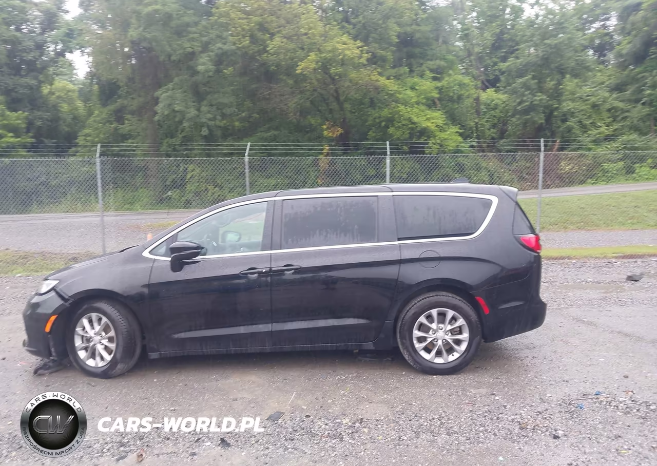 2026 Chrysler Pacifica Limited VIN:2C4RC1GG8TR192737 - 14