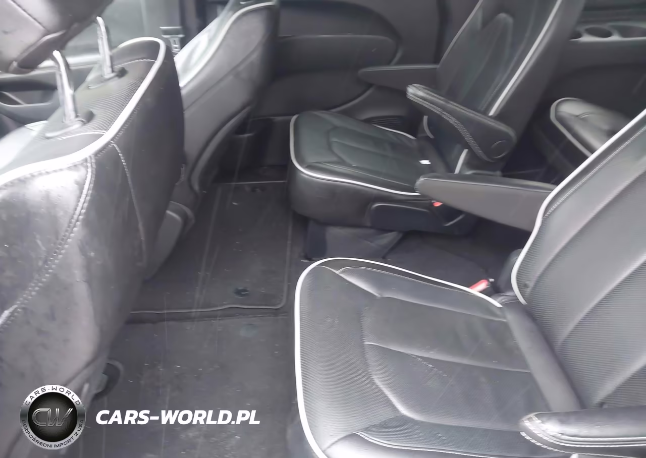 2026 Chrysler Pacifica Limited VIN:2C4RC1GG8TR192737 - 8