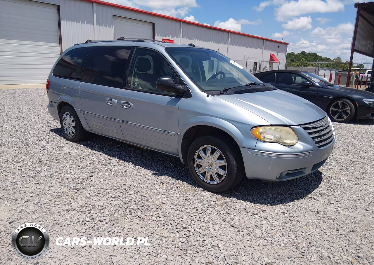 2005 Chrysler Town & Country Limited
