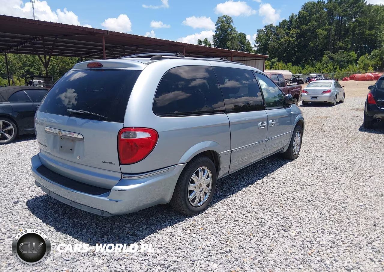 2005 Chrysler Town & Country Limited VIN:2C8GP64L15R594420 - 4