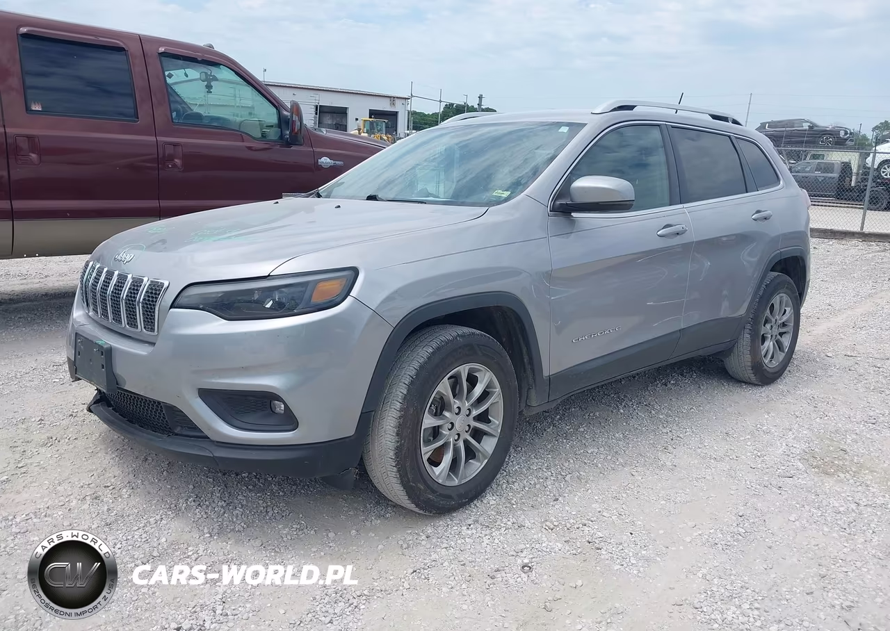 2019 Jeep Cherokee Latitude Plus 4X4 VIN:1C4PJMLX7KD422354 - 2