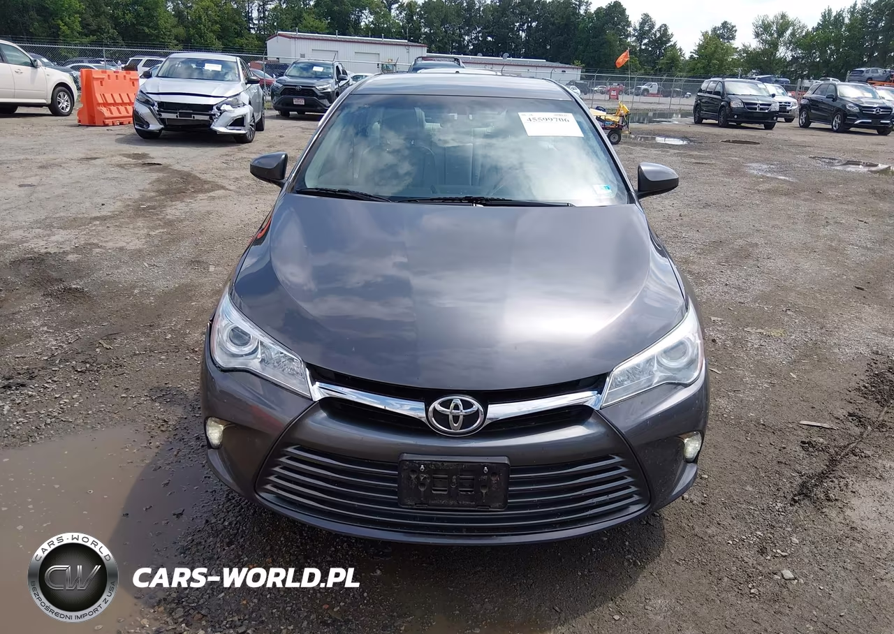 2016 Toyota Camry Xle VIN:4T4BF1FK1GR568719 - 12