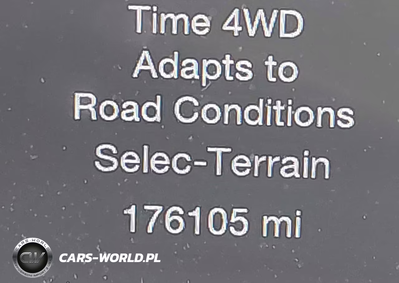2019 Jeep Grand Cherokee Trailhawk 4X4 VIN:1C4RJFLG1KC686888 - 15