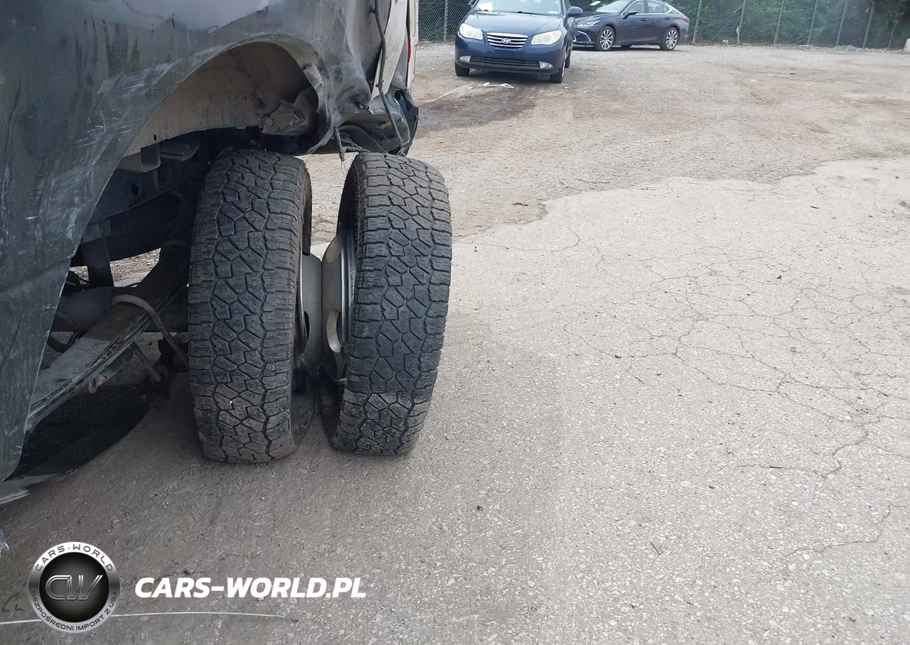 2020 Ford F-350 Lariat VIN:1FT8W3DTXLEC58816 - 12