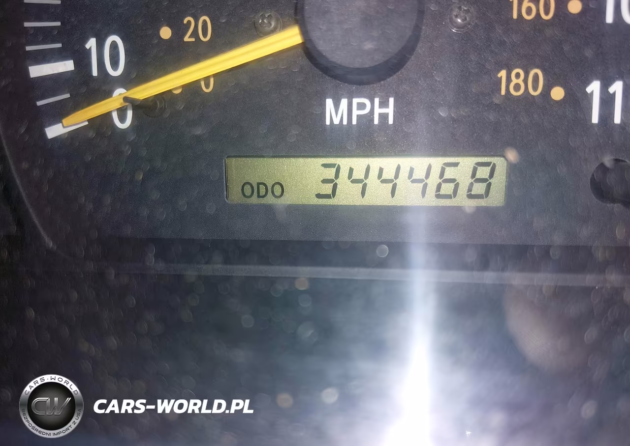 2002 Toyota Tundra Ltd V8 VIN:5TBRT381X2S238153 - 16