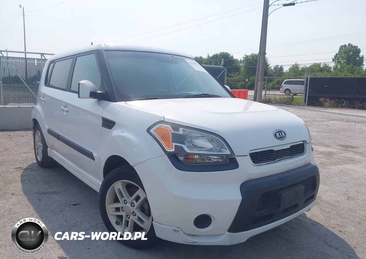 2011 Kia Soul +