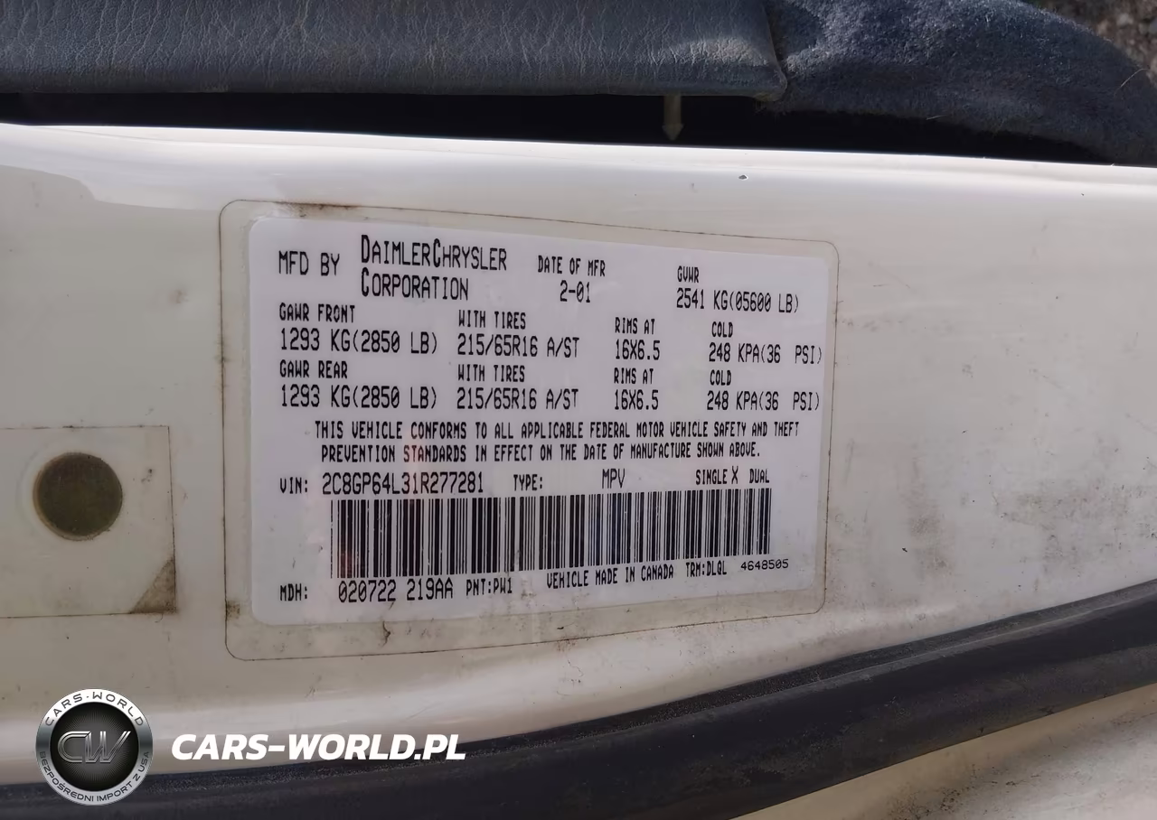 2001 Chrysler Town & Country Limited VIN:2C8GP64L31R277281 - 9