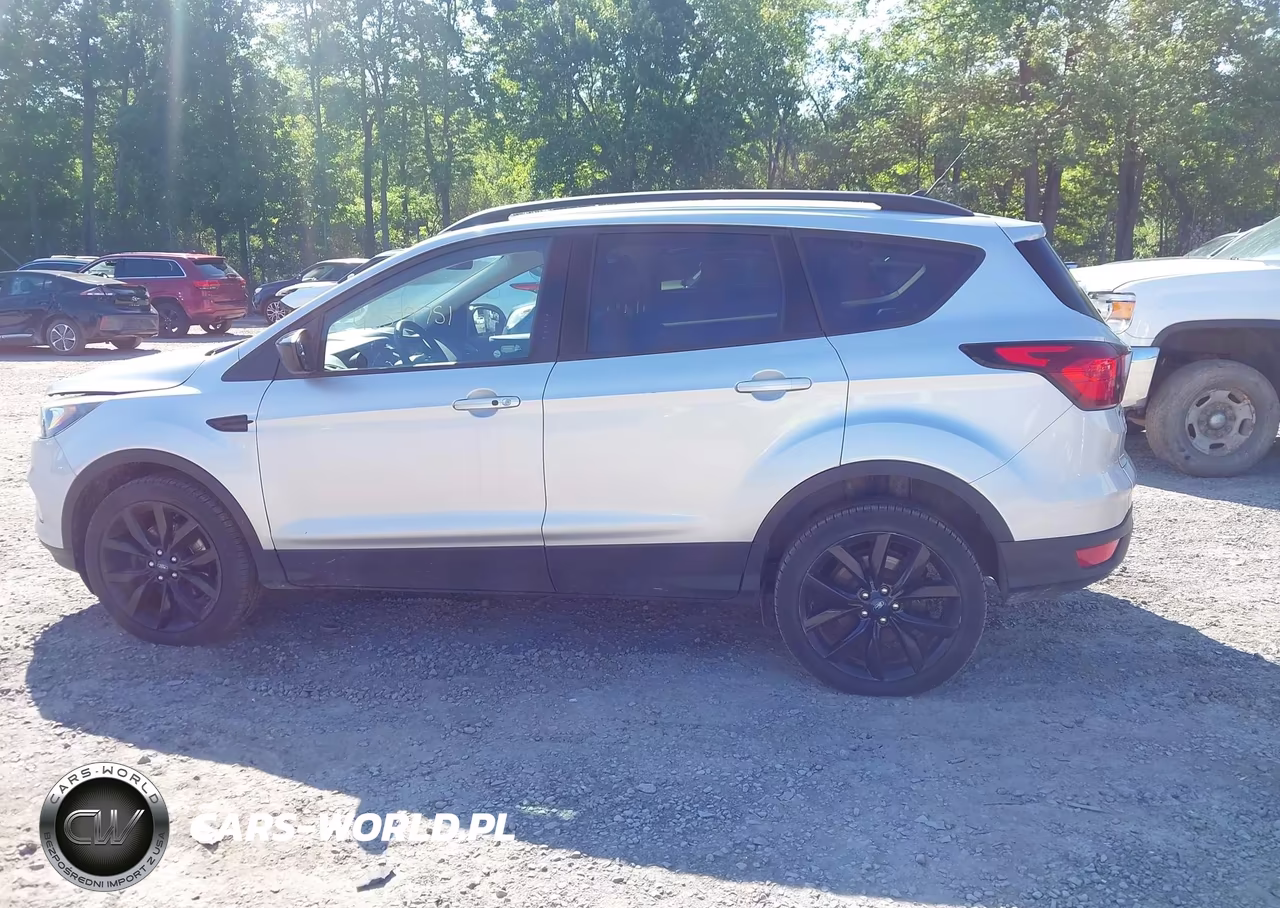 2019 Ford Escape Se VIN:1FMCU9GD1KUA14446 - 14
