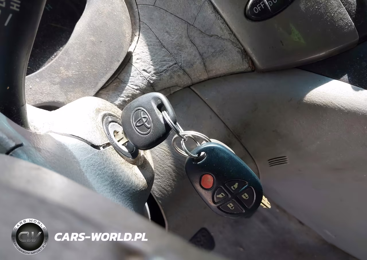 2008 Toyota Sienna Le VIN:5TDZK23C28S205900 - 11