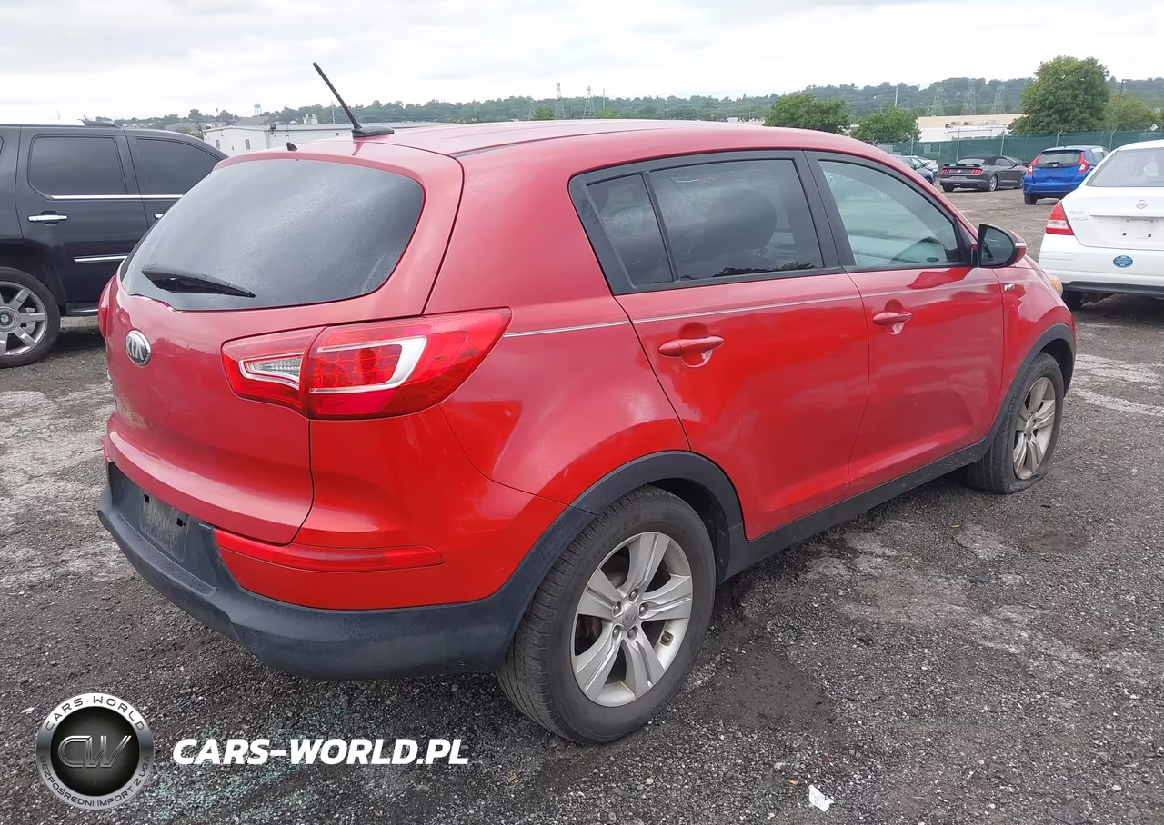 2013 Kia Sportage Lx VIN:KNDPBCA22D7354786 - 4