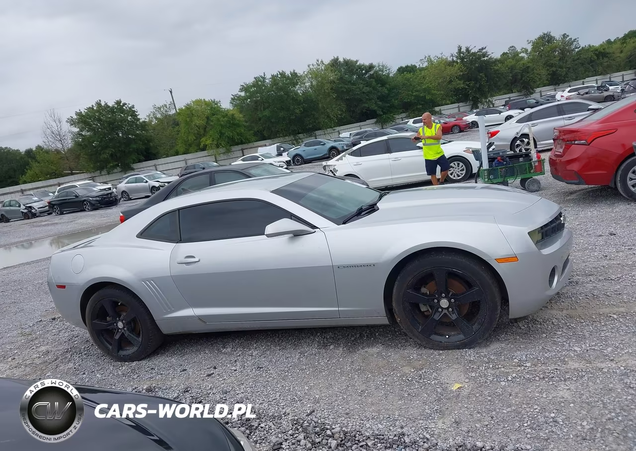2011 Chevrolet Camaro 2Lt VIN:2G1FG1ED2B9100433 - 13