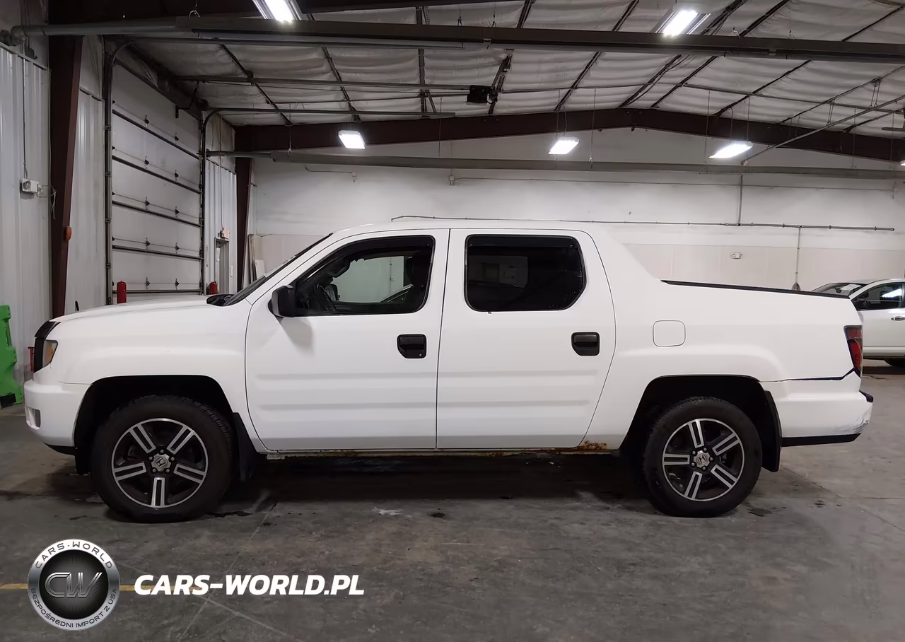 2013 Honda Ridgeline Sport VIN:5FPYK1F75DB012747 - 14