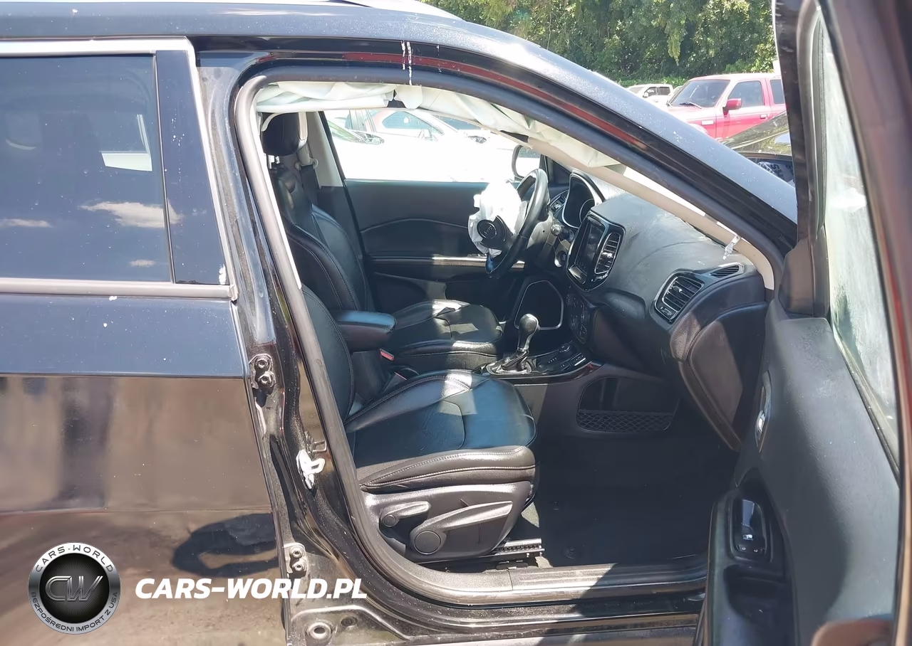 2019 Jeep Compass Limited 4X4 VIN:3C4NJDCB5KT594291 - 5