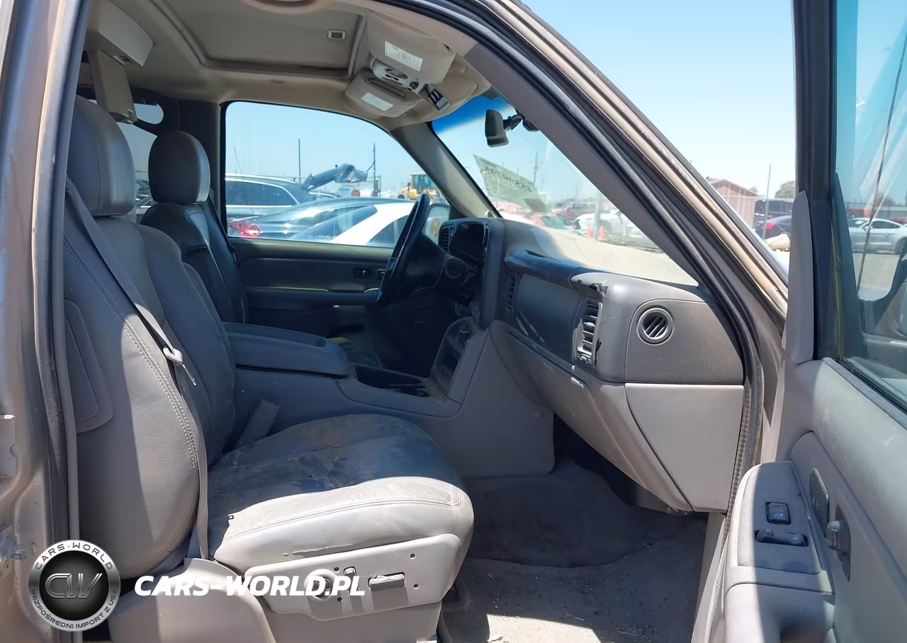 2005 Chevrolet Suburban 1500 Z71 VIN:3GNFK16Z35G206892 - 5