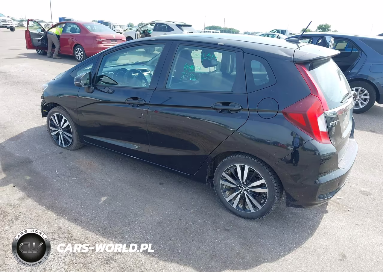 2018 Honda Fit Ex-L VIN:3HGGK5H0XJM705642 - 3
