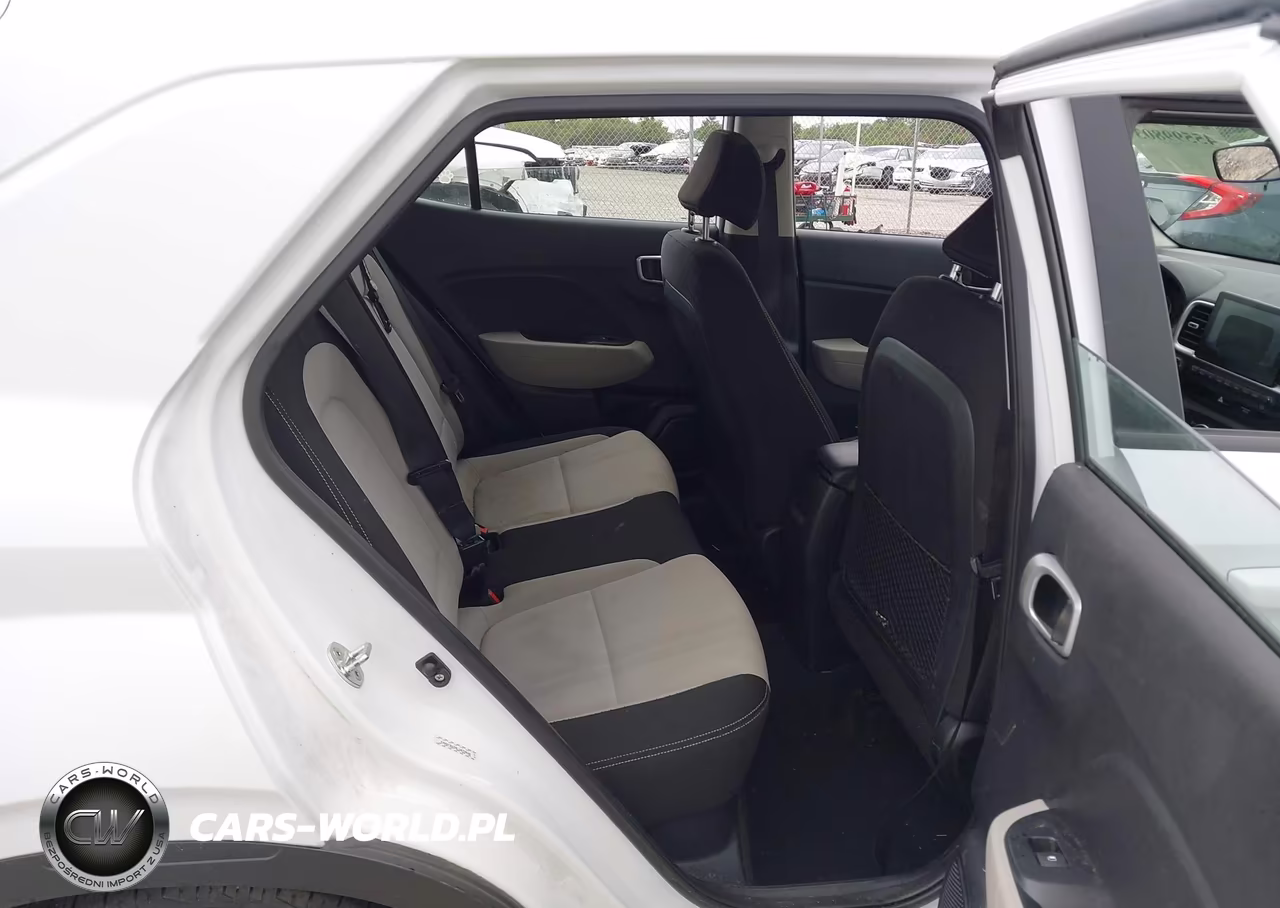 2020 Hyundai Venue Sel VIN:KMHRC8A39LU033948 - 8