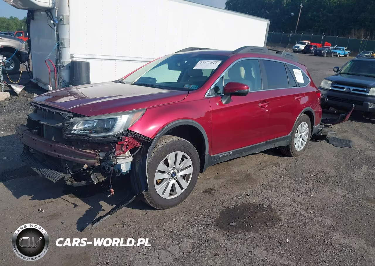 2018 Subaru Outback 2.5I Premium VIN:4S4BSAFC2J3317445 - 2