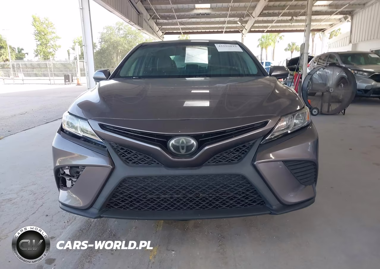 2018 Toyota Camry Se VIN:4T1B11HK6JU658025 - 12