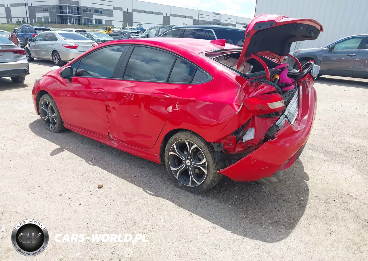 2019 Chevrolet Cruze Lt VIN:1G1BE5SM6K7139513 - 3