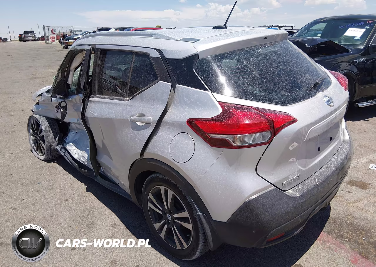 2019 Nissan Kicks Sv VIN:3N1CP5CUXKL479718 - 3