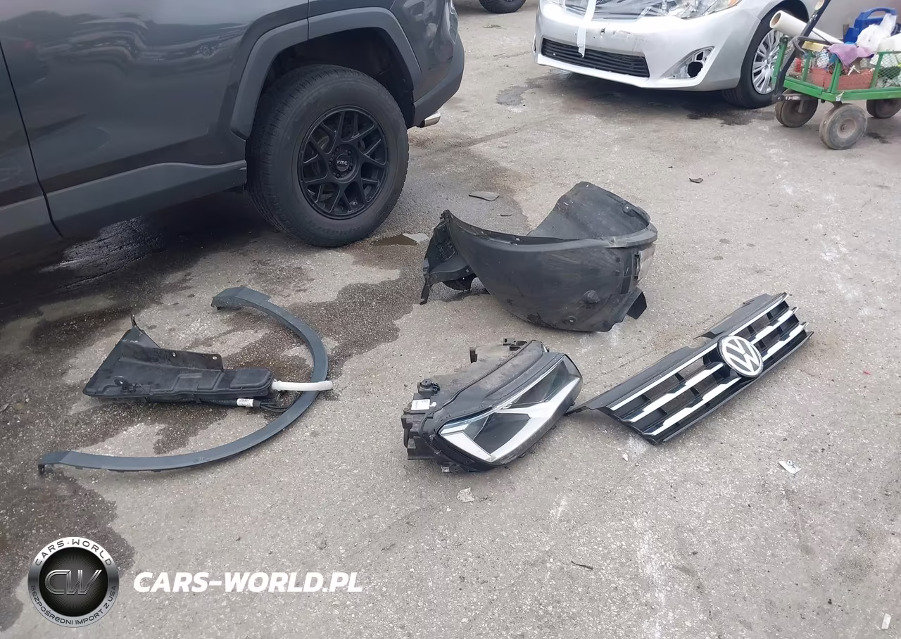 2019 Volkswagen Tiguan 2.0T Se-2.0T Sel-2.0T Sel R-Line-2.0T Sel R-Line Black VIN:3VV2B7AX8KM138166 - 12