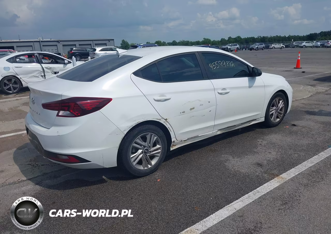 2020 Hyundai Elantra Sel VIN:5NPD84LF2LH525022 - 4