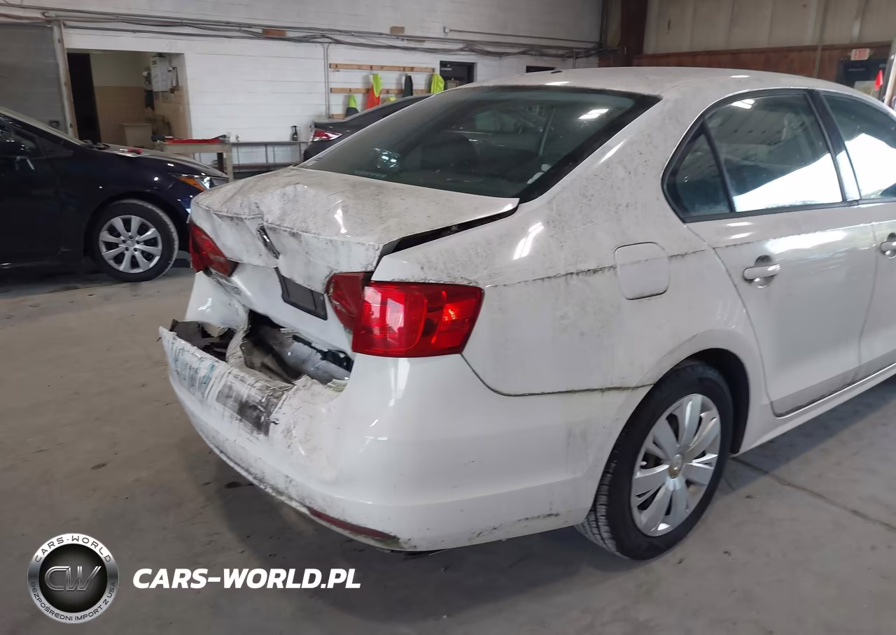 2011 Volkswagen Jetta 2.0L S VIN:3VW2K7AJ5BM023189 - 13