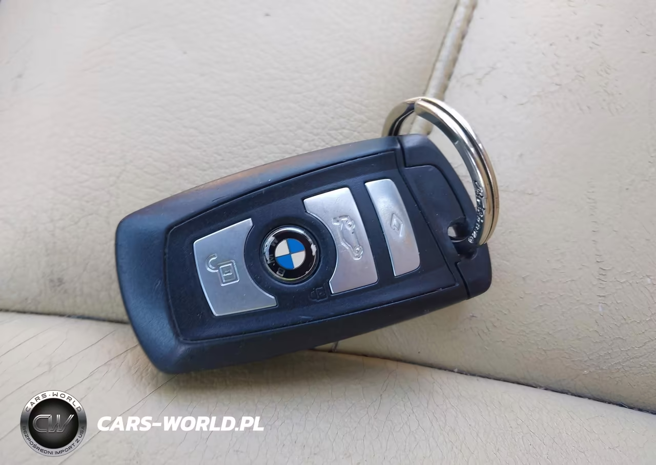 2011 BMW X3 xDrive28I VIN:5UXWX5C53BL710035 - 11