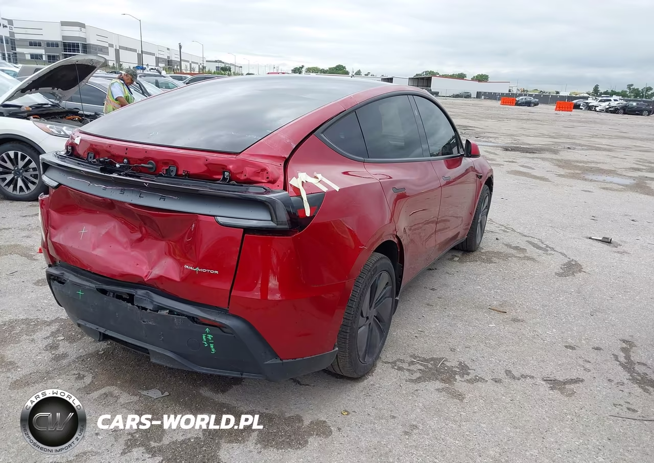 2026 Tesla Model Y VIN:7SAYGDEE2TA452757 - 4