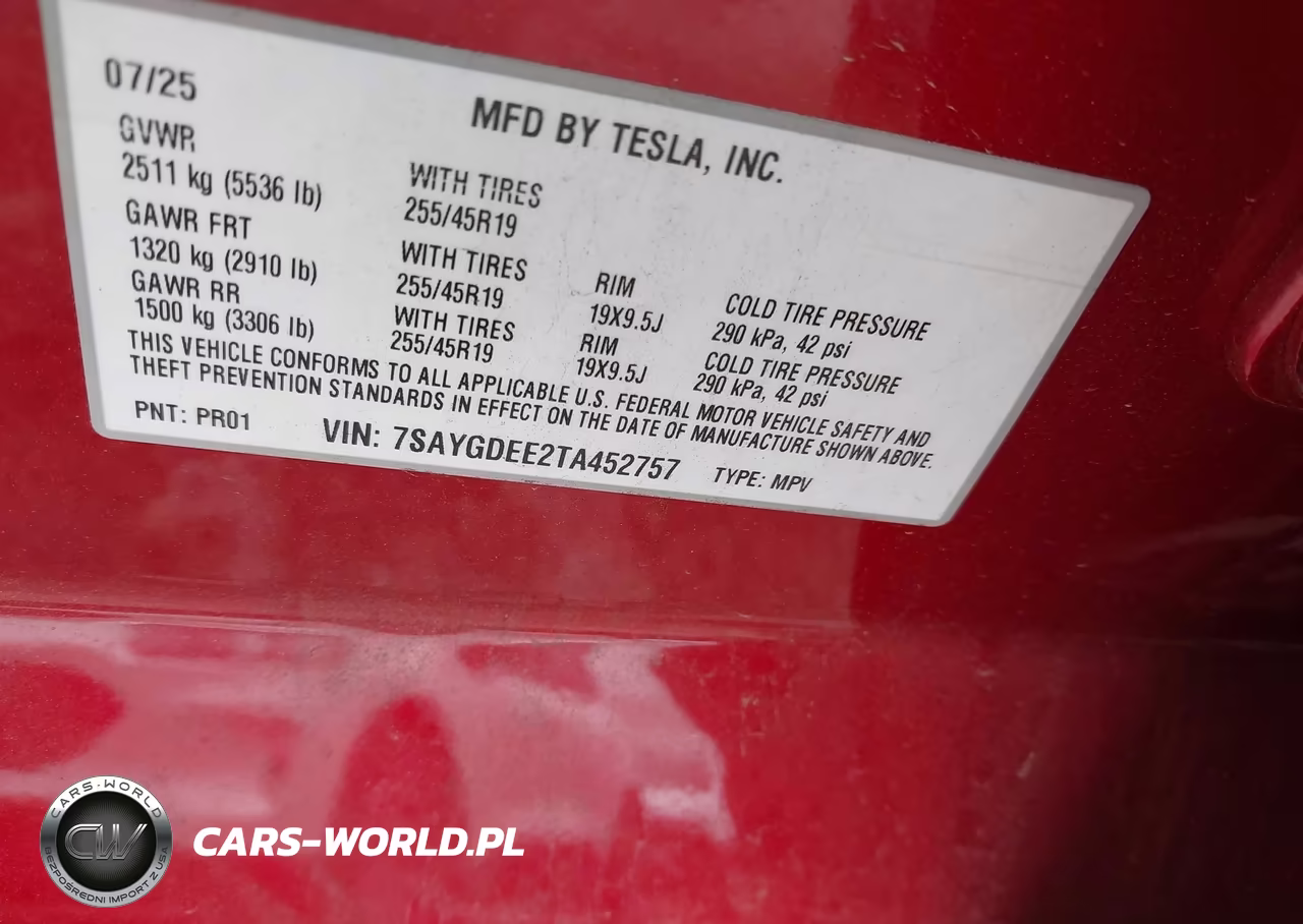 2026 Tesla Model Y VIN:7SAYGDEE2TA452757 - 9