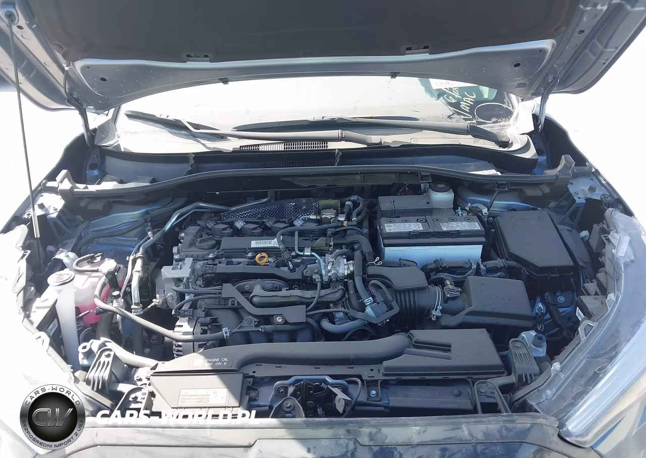 2026 Toyota Corolla Cross Xle VIN:7MUEAAAG4TV183253 - 10
