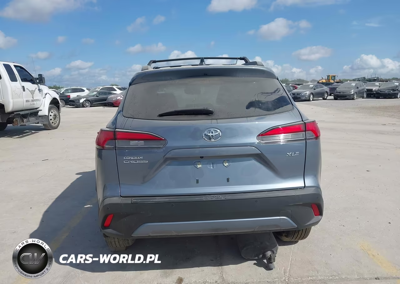 2026 Toyota Corolla Cross Xle VIN:7MUEAAAG4TV183253 - 15