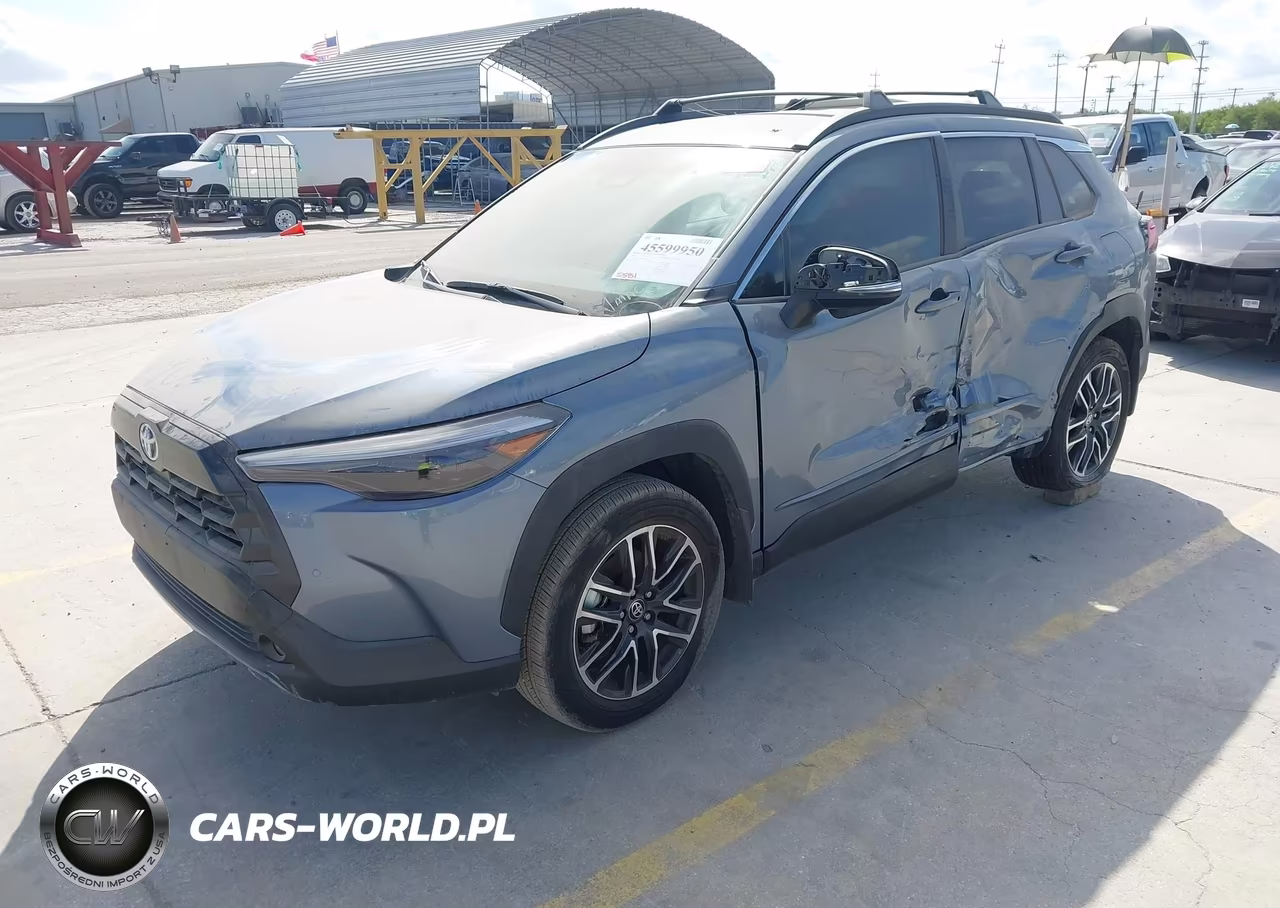 2026 Toyota Corolla Cross Xle VIN:7MUEAAAG4TV183253 - 2