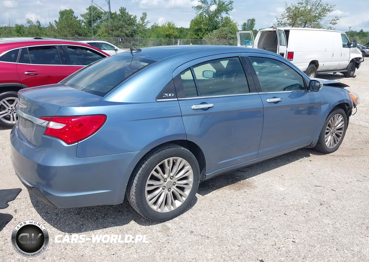 2011 Chrysler 200 Limited VIN:1C3BC2FG1BN571488 - 4